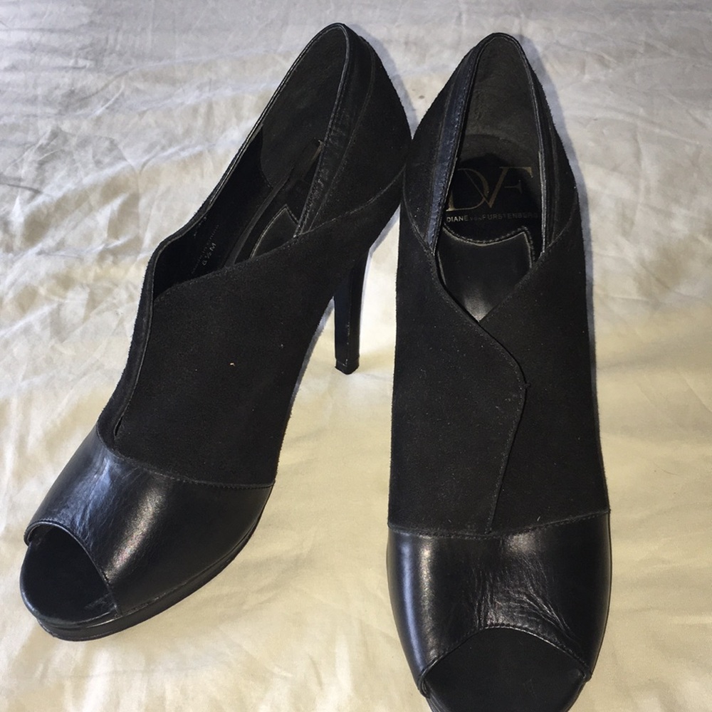 DVF Diane Von Furstenburg 8.5 Black Heel